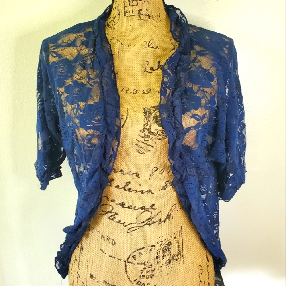 🆕️Urru Sheer Floral Shrug